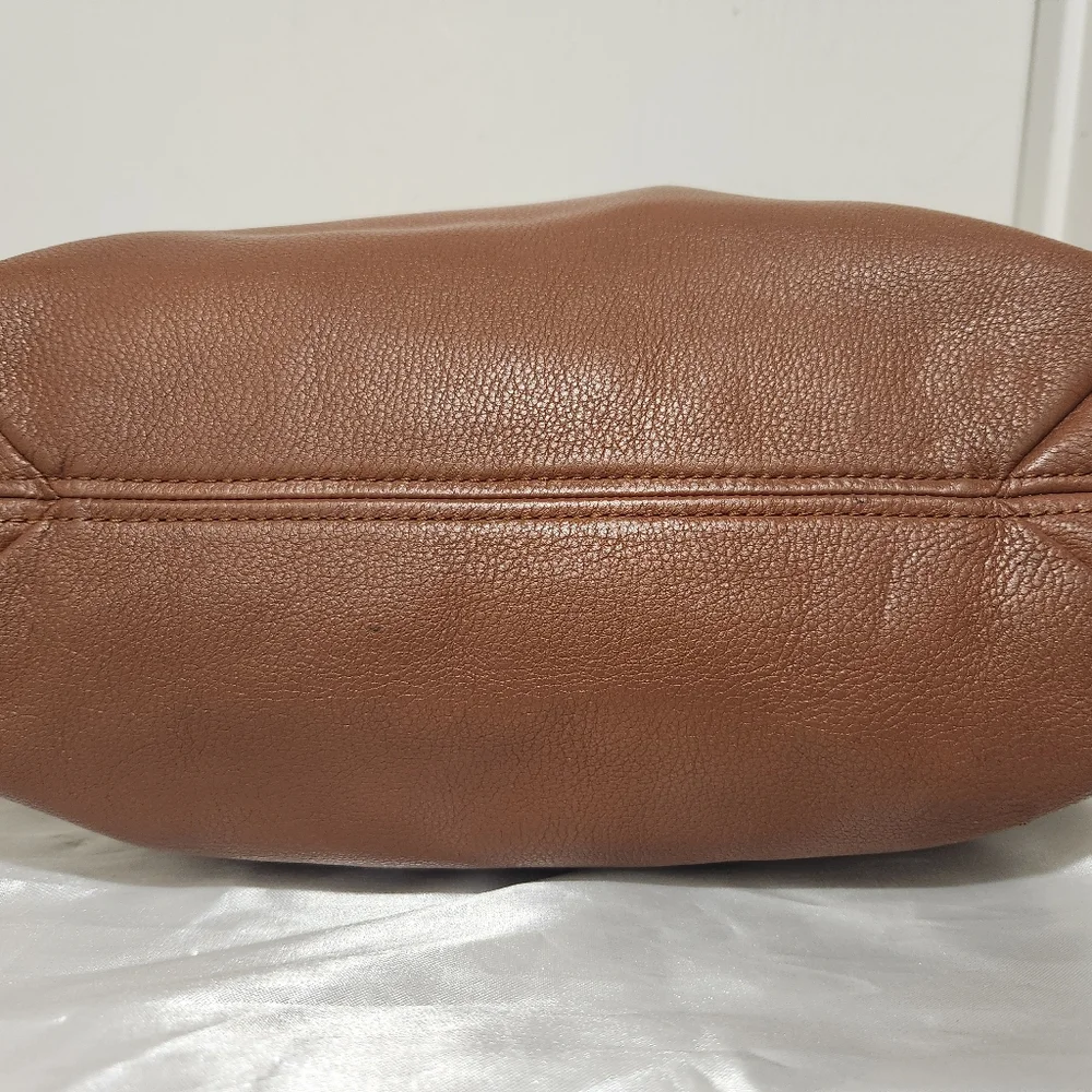 Michael Kors pebbled leather purse_11